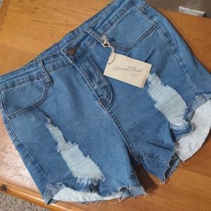 New destressed denim shorts